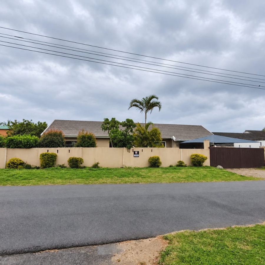 4 Bedroom Property for Sale in Gonubie Eastern Cape
